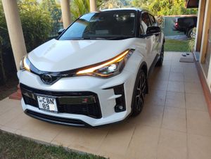 Toyota CHR GR Sport 3BA-NGX10 2023 for Sale