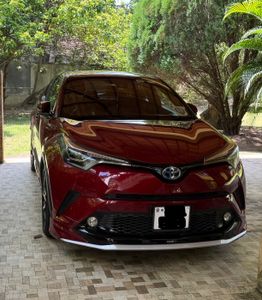 Toyota CHR ZYX 10 Hybrid 2017 for Sale