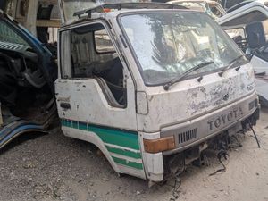 Toyota Dyna Cabin with Complete Accessories for Sale