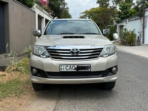 Toyota Fortuner Diesel 2014 for Sale