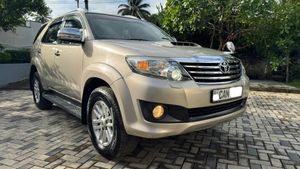 Toyota Fortuner Diesel Turbo 3.0L 2014 for Sale