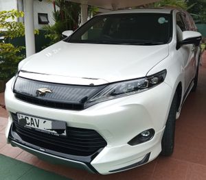 Toyota Harrier 2017 for Sale