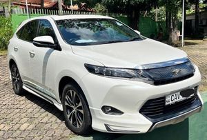 Toyota Harrier 2017 for Sale