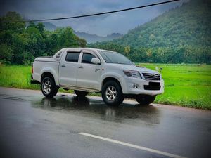 Toyota Hilux 2011 for Sale