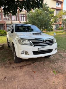 Toyota Hilux Double Cab 2013 for Sale