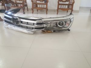 Toyota Hilux Head Light with Full Set for Sale
