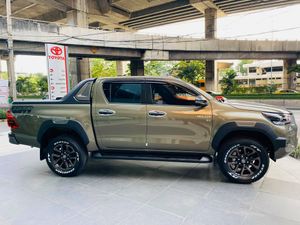 Toyota Hilux REVO ROCCO 2.8L 4x4 2025 for Sale