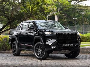 Toyota Hilux TRAVO OVERLAND PLUS 2025 for Sale