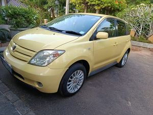 Toyota IST FL Grade 2003 for Sale