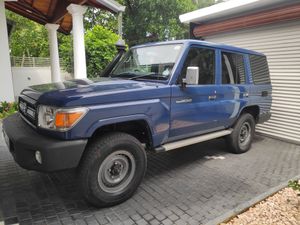 Toyota Land Cruiser 76 SUV 2015 for Sale