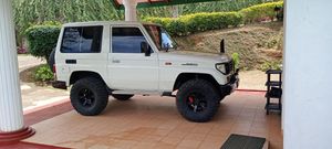 Toyota Land Cruiser Prado BJ70 1988 for Sale