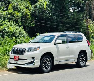 Toyota Land Cruiser Prado Full Option 2022 for Sale