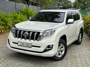 Toyota Land Cruiser Prado Fully loaded 6 Fwd 2015 for Sale
