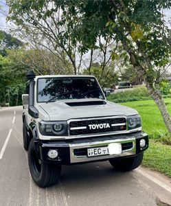 Toyota Land Cruiser Prado New Body fitted 1988 for Sale