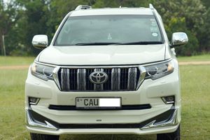 Toyota Land Cruiser Prado Trj 150 W 2017 for Sale