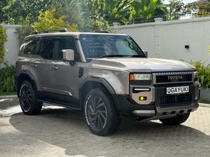 Toyota Land Cruiser Prado TRJ250 VX LIMITED 2025 for Sale