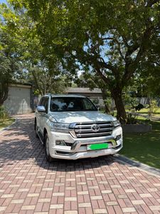 Toyota Land Cruiser Sahara 2013 for Sale