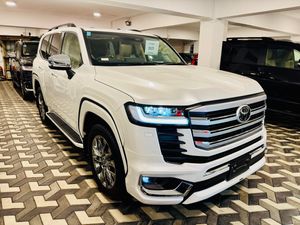 Toyota Land Cruiser Sahara LC300 ZX V6 BrandNew 2025 for Sale