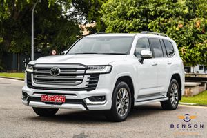 Toyota Land Cruiser Sahara ZX FULLY LOADED 2023 for Sale