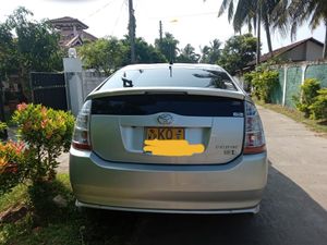 Toyota Prius 2nd Gen 2007 for Sale