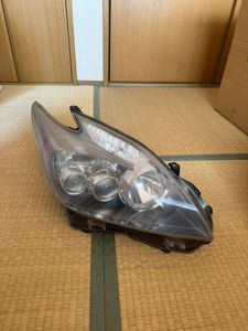Toyota Prius 30 Scoop Head Light for Sale Toyota Prius 30 Scoop Head Light for Sale
