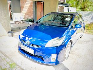 Toyota Prius 3rd Generation 2011 for Sale
