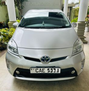 Toyota Prius 3rd Generation 2013 for Sale