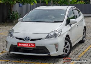 Toyota Prius S GRADE 2013 for Sale