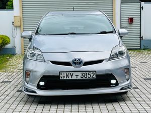 Toyota Prius S LED 2013 for Sale