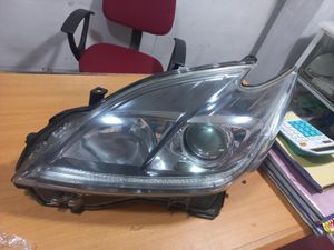 Toyota Prius W30 Head Lamp L/ R for Sale
