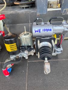 Toyota Prius Zvw30 Abs Modulator Set (we) Type for Sale