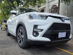 Toyota Raize Hybrid Z + BSM 2025 for Sale