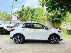 Toyota Raize Hybrid Z- Premium 2024 for Sale