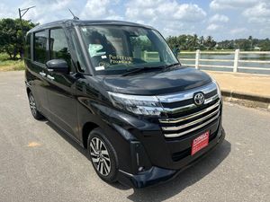 Toyota Roomy COSTOM G full option 2023 for Sale