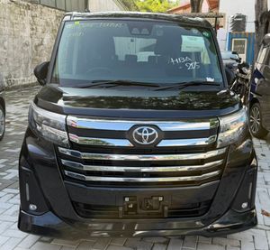 Toyota Roomy Custom GT Turbo 2023 for Sale