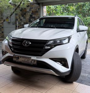 Toyota Rush S Grade - 7 Seater 2018 for Sale