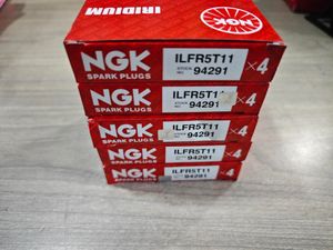 Toyota Spark Plugs ILFR5T-11 SK16HR11 for Sale