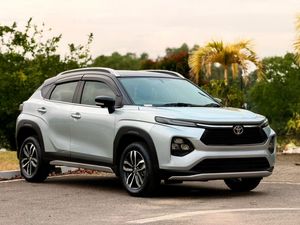 Toyota Taisor V Silver B Top 2025 for Sale