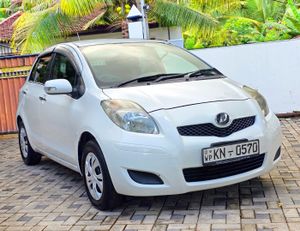 Toyota Vitz 2008 for Sale