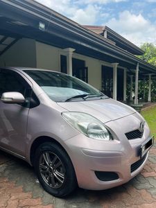 Toyota Vitz 2010 for Sale