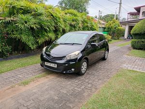 Toyota Vitz 2011 for Sale
