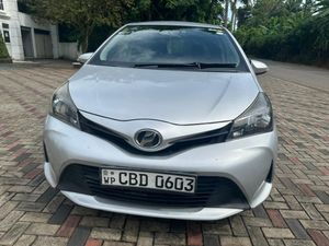 Toyota Vitz 2015 for Sale