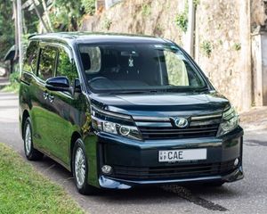 Toyota Voxy 2014 for Sale