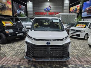 Toyota Voxy 2023 for Sale
