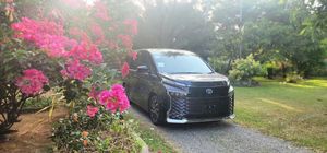 Toyota Voxy 2025 for Sale