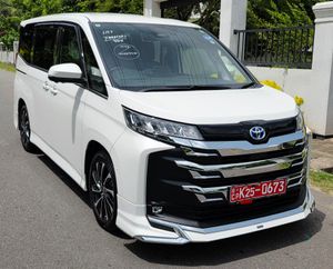 Toyota Voxy NOAH SZ HYBRID 2024 for Sale