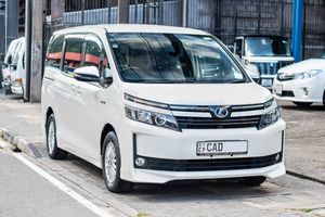 Toyota Voxy V Grade (1ST Owner) 2014 for Sale