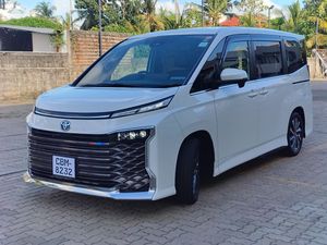 Toyota Voxy ZS 2024 for Sale