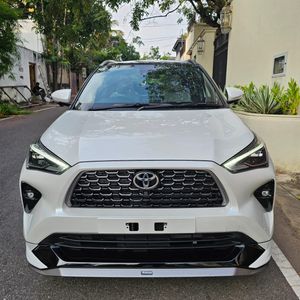 Toyota Yaris Cross Premium Luxury 2025 for Sale