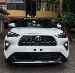 Toyota Yaris Cross Premium Luxury 2025 for Sale